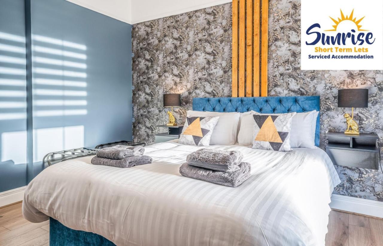 Presidential Apartment, Family Home, Luxury Bedrooms, 2 Rooms, 1 King Bed, 2 Single Beds, Free Wifi, Free Parking, Tourists, Business Travelers, Relocation, Beautiful River Views, - Long Stays, Invoice And Reduced Price Are Only Via Sunrise Short Let Dundee Exterior foto